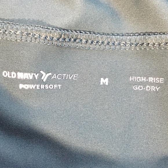 Old Navy Active Power Soft High Rise Go Dry Shorts‎ - Picture 3 of 6